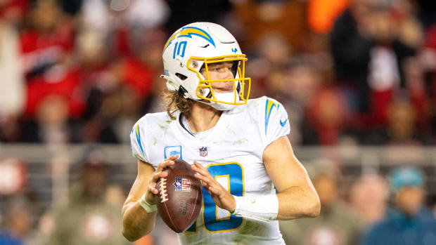 November 13, 2022; Santa Clara, California, USA; Los Angeles Chargers quarterback Justin Herbert (10) during the third quarter against the San Francisco 49ers at Levi's Stadium. Mandatory Credit: Kyle Terada-USA TODAY Sports